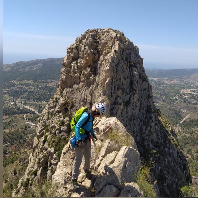 Curso de Progresión en crestas y terreno escarpado Diciembre