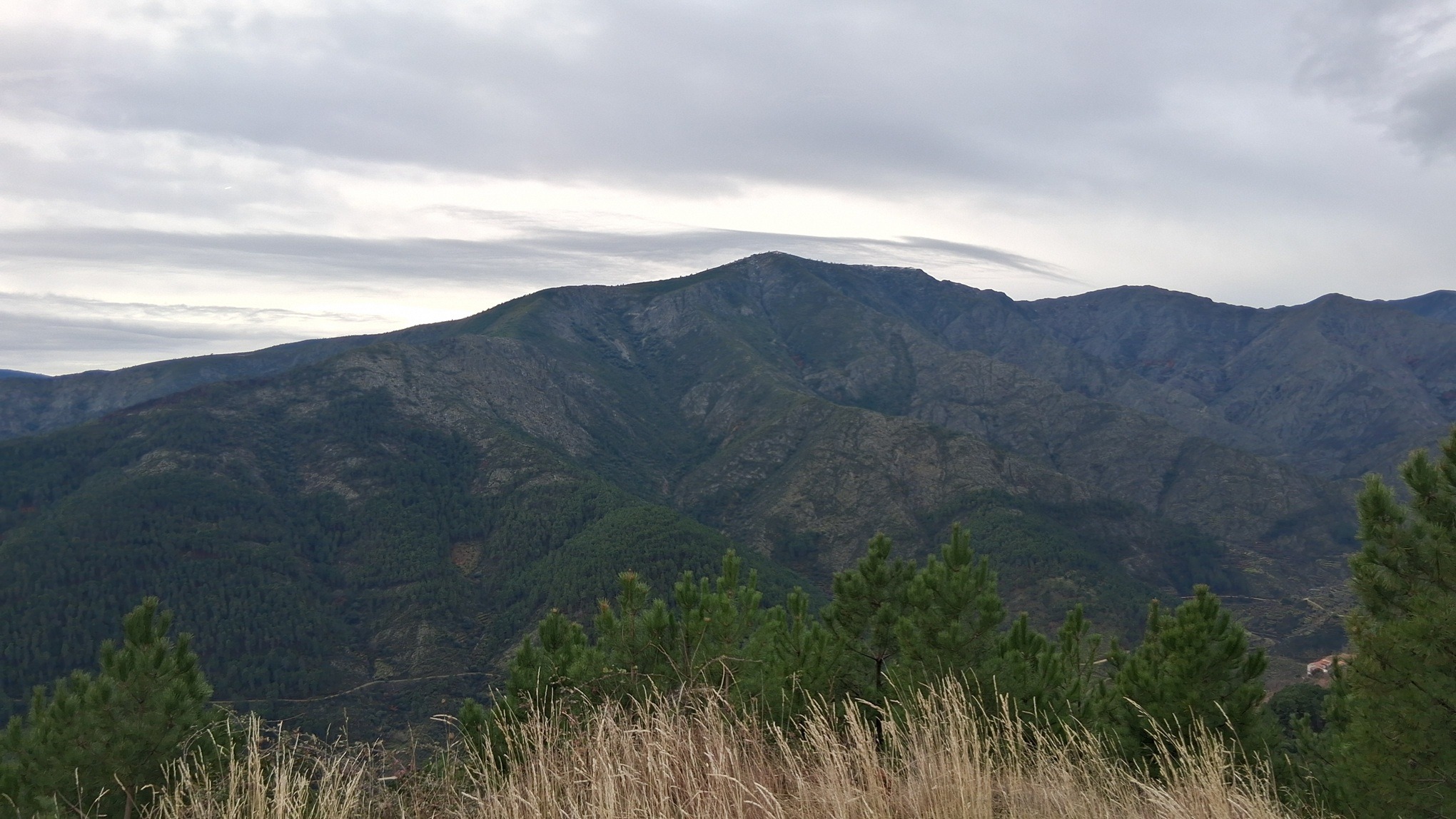 ASCENSIÓN A LA PEÑA DE LA CABRA (1.831 m.)