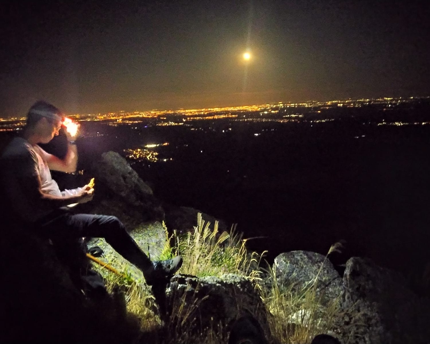 Excursionismo: Saludo a la Luna Llena en Cabeza Líjar (Madrid).